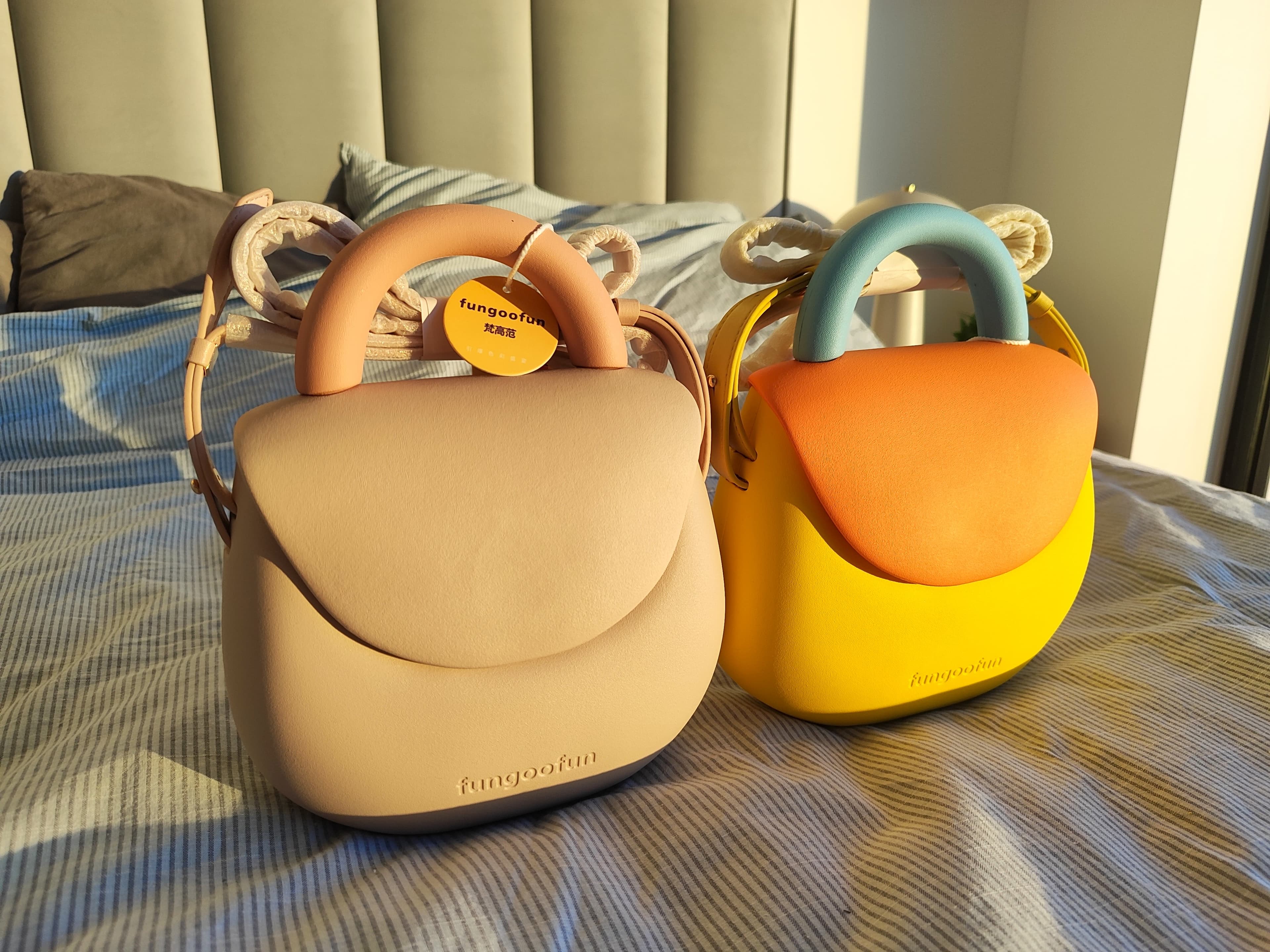 DAMSKA TORBA LISTONOSZKA WODOODPORNA MODNE KOLORY PRZESTRONNA🎒