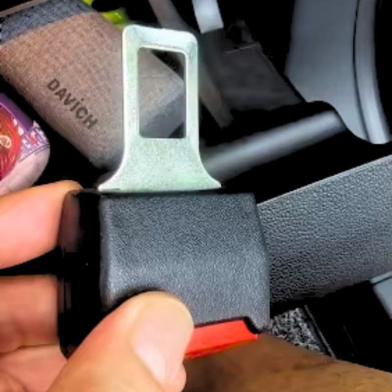 Dwupak Solidnych Wtyków do Pasa Bezpieczeństwa 🚗